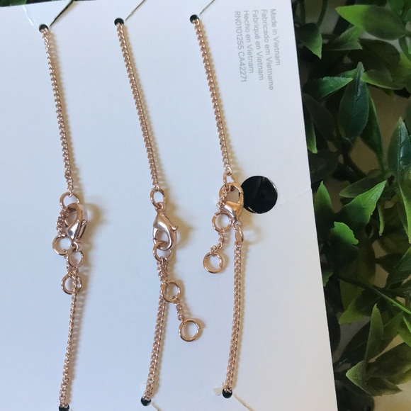 🍩3/$25 H&M wishbone bracelet set - Picture 5 of 5